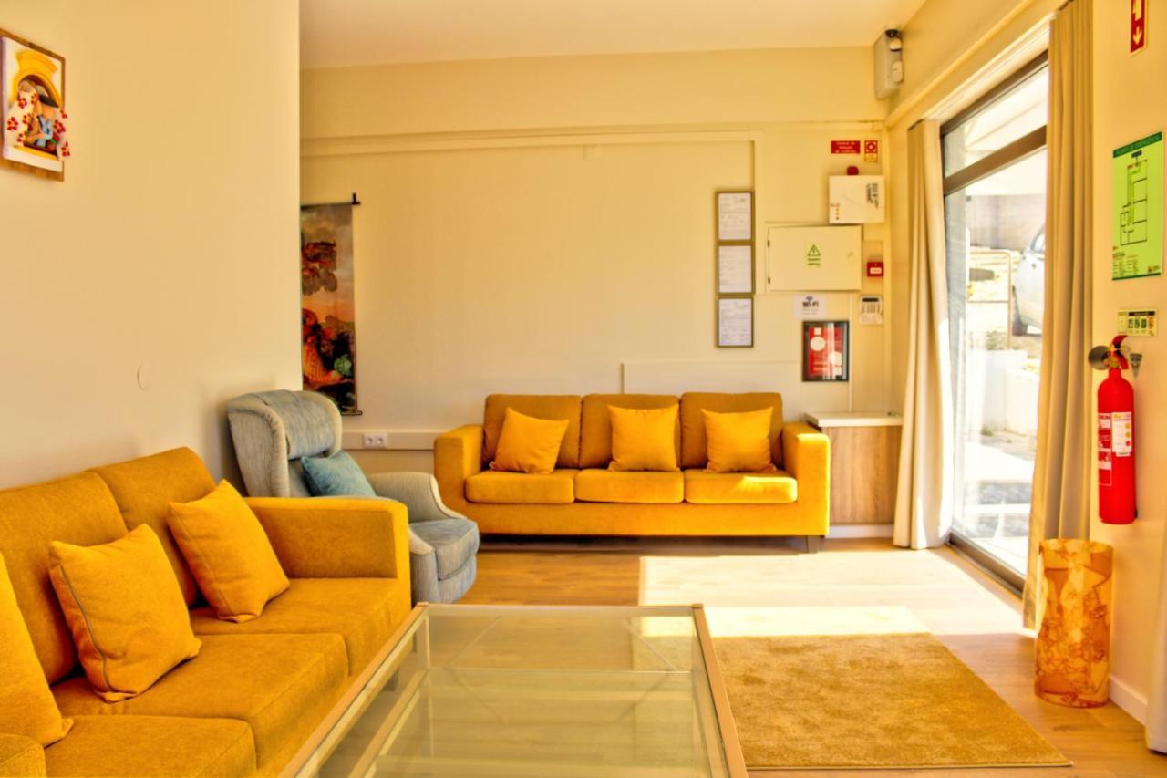 Lulu'S Guesthouse Atouguia Da Baleia Εξωτερικό φωτογραφία